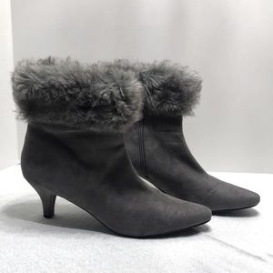 Impo Gray Faux Fur trimmed boots Size 10